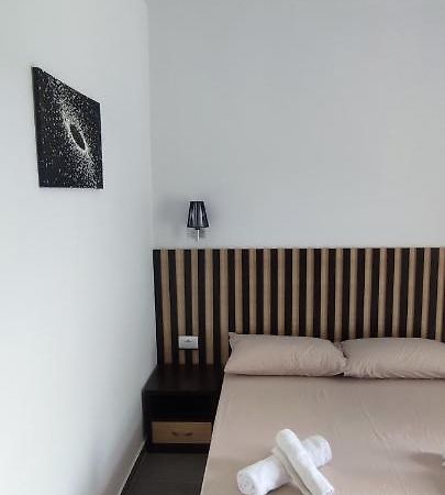 Aleks Holiday Rooms Ksamil Kültér fotó