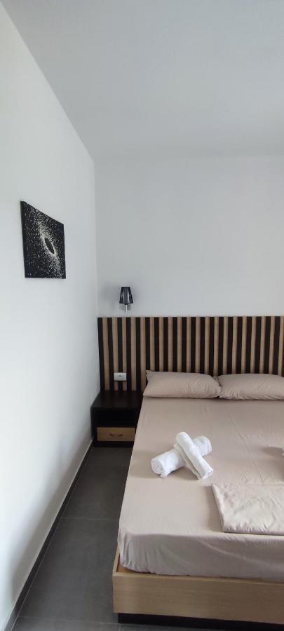 Aleks Holiday Rooms Ksamil Kültér fotó