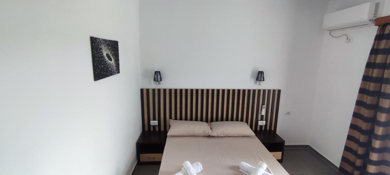 Aleks Holiday Rooms Ksamil Kültér fotó